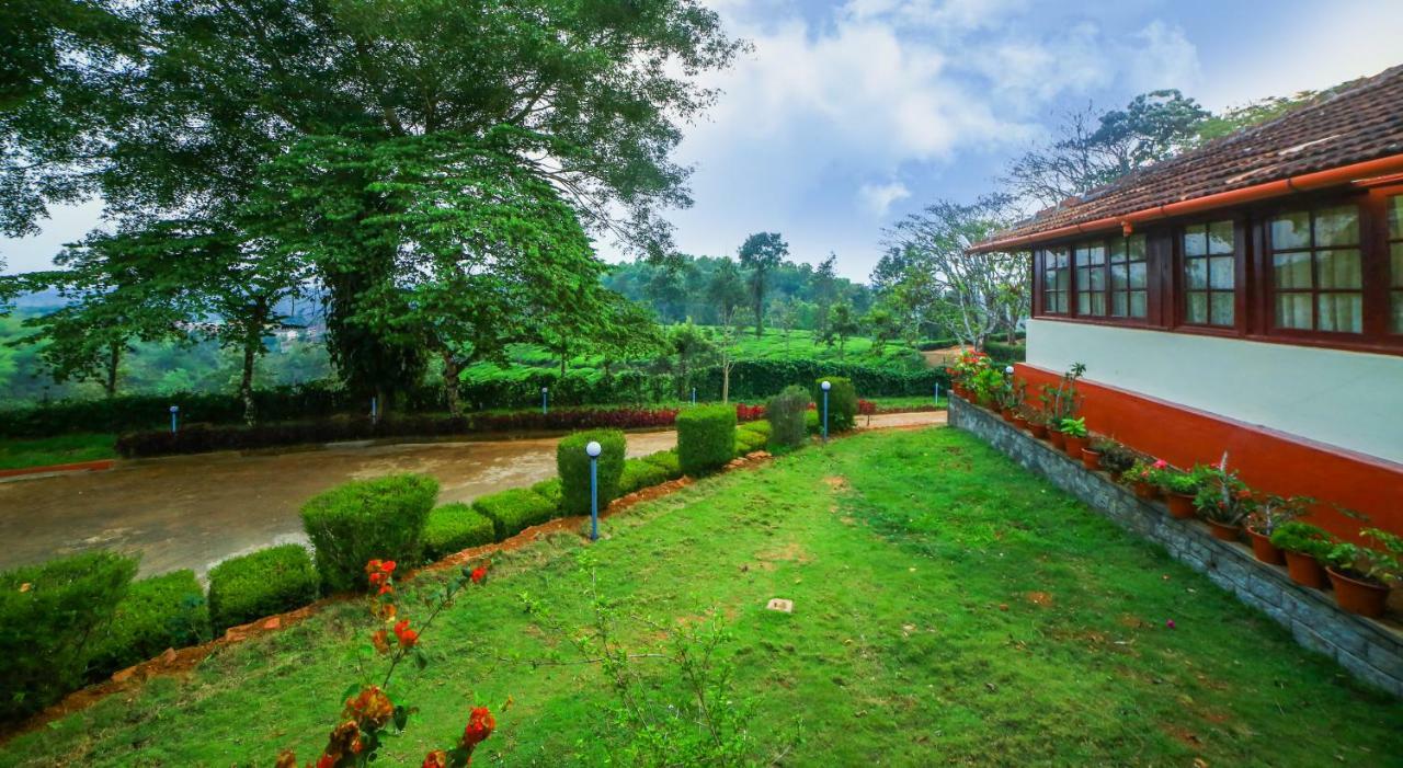 Tea Tours Ripon Heritage Bungalow Meppādi Exterior photo